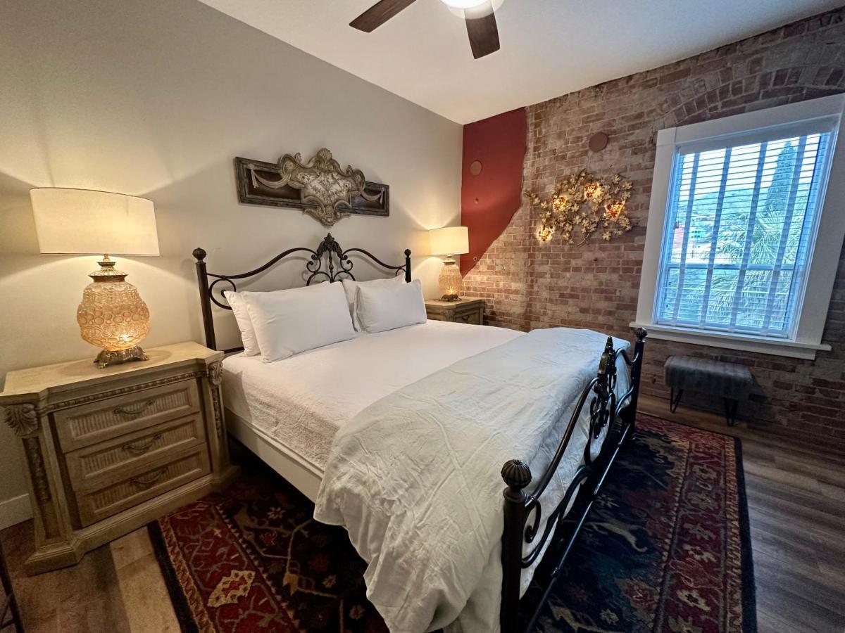 Bisbee Brownstone Suites מראה חיצוני תמונה
