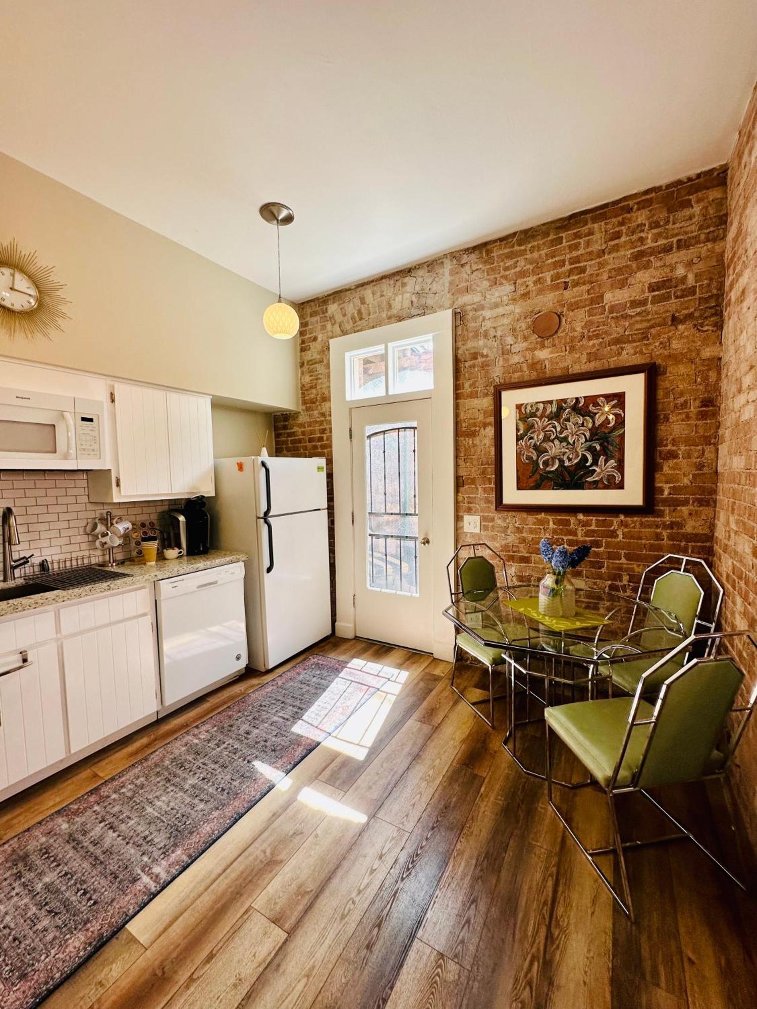 Bisbee Brownstone Suites מראה חיצוני תמונה